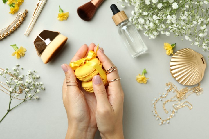 Product photography setup of a beautiful macaroon